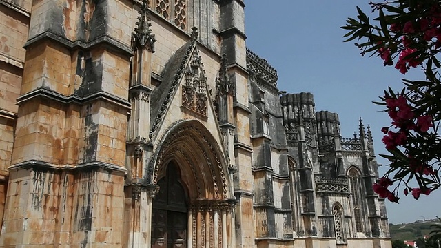 Batalha修道院(Santa Maria da Vitoria de Batalha修道院)，修道院南侧视频素材