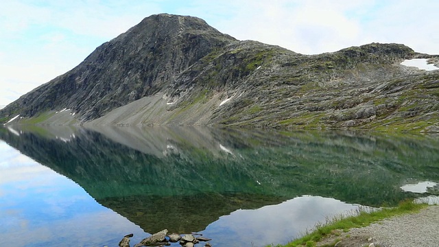 Djupvatnet湖，湖的景色视频素材