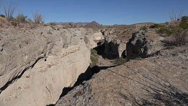 德州大本德凝灰岩峡谷侧壁视频素材