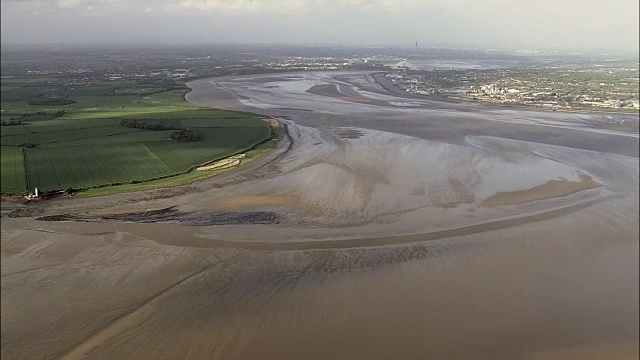 默西-鸟瞰图-英格兰，利物浦，直升机拍摄，空中视频，电影，建立拍摄，英国视频素材