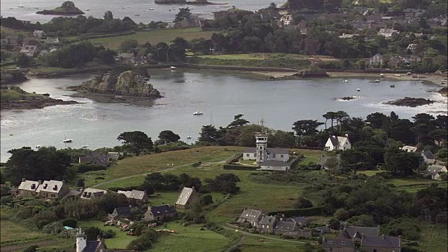 布列塔尼，Côtes-d'Armor，圣布里尤区直升机拍摄，空中视频，电影，建立拍摄，法国视频素材