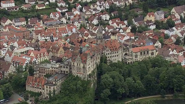 西格玛林根城堡-鸟瞰图- Baden-Württemberg, Tübingen区域，Landkreis西格玛林根直升机拍摄，空中视频，影院，建立拍摄，德国视频素材