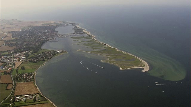 德国的Grosenbrode和heilihafen -鸟瞰图- Schleswig-Holstein视频素材