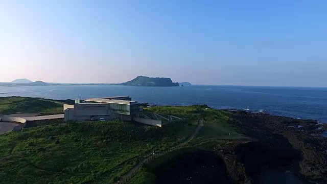 圣山一峰峰悬崖海景(联合国教科文组织世界文化遗产)视频素材