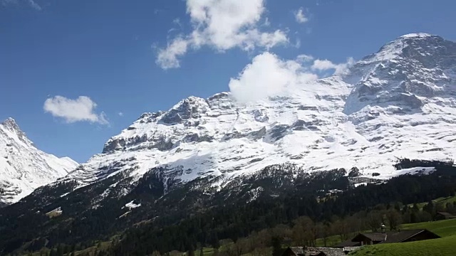 一览云雾雪山视频素材