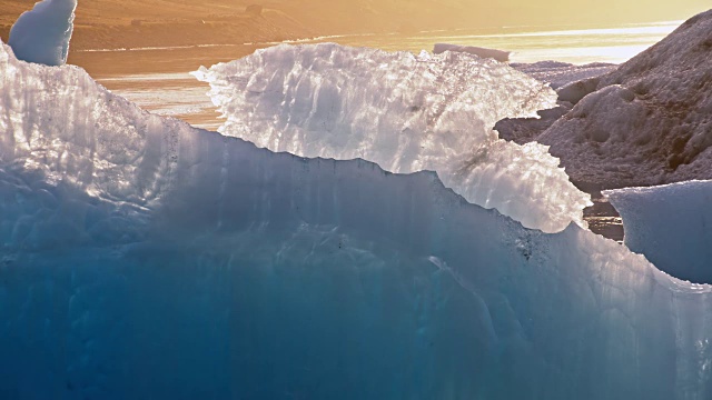 冰山在Jokulsarlon视频素材