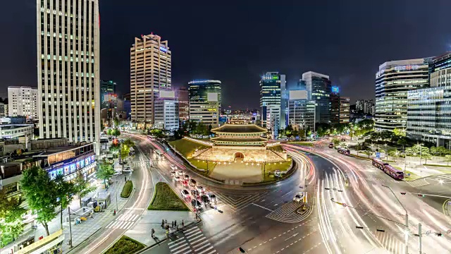 南大门夜景(也称韩国第一国宝南大门)视频素材