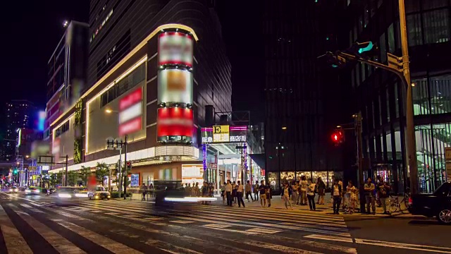 高清延时:拥挤的行人大阪大街，日本。视频素材