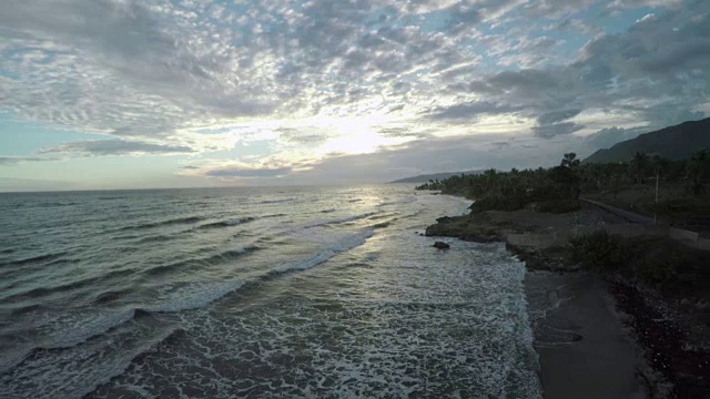 海地海岸线鸟瞰图视频素材