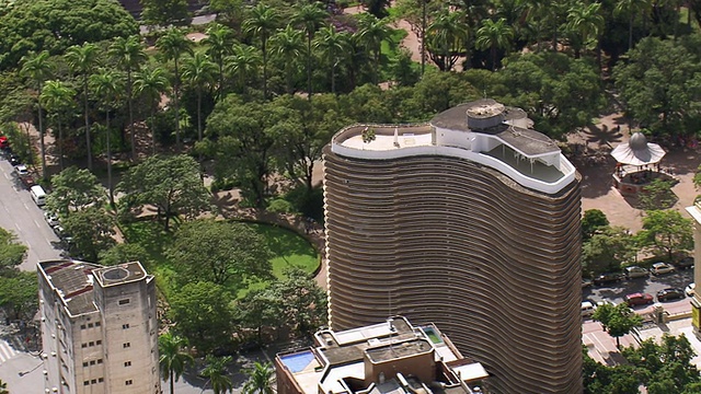 MS AERIAL Shot over Edificio Niemeyer Belo Horizonte / Minas Gerais，巴西视频素材