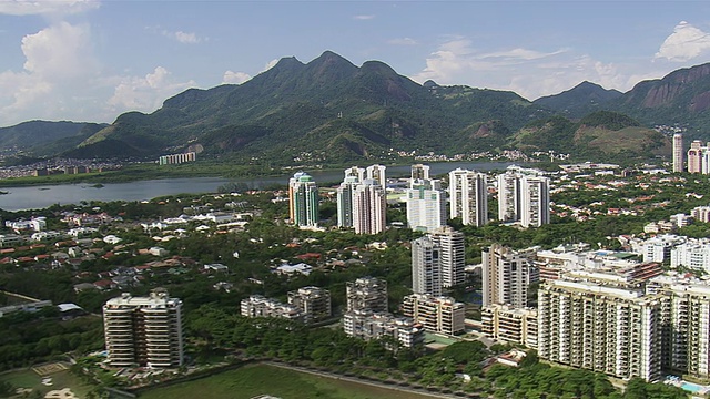 WS鸟瞰图城市/里约热内卢de Janeiro，巴西视频素材