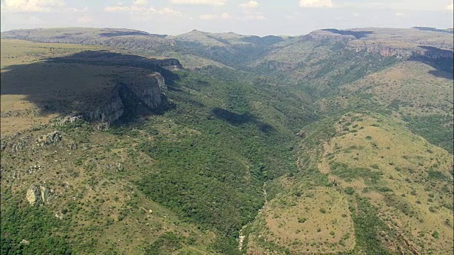 布莱德河峡谷-鸟瞰图-普马兰加，埃兰兹尼区，塔巴丘，南非视频素材