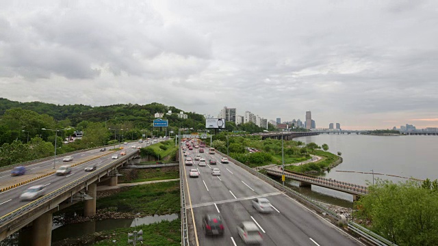 日景奥林匹达罗(汉江八车道公路)视频素材