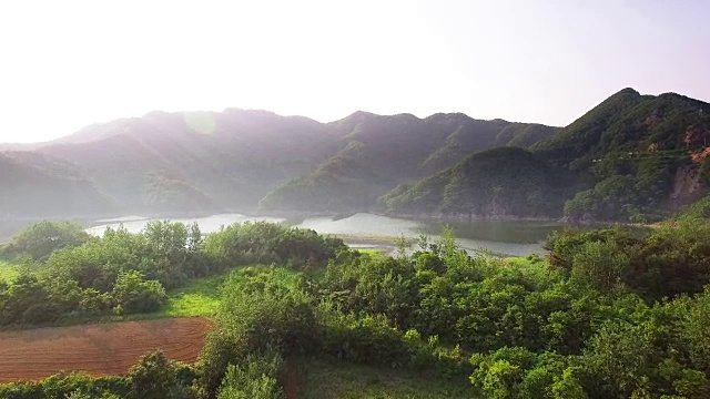 玉jeongho湖的Bungeo岛景观视频素材