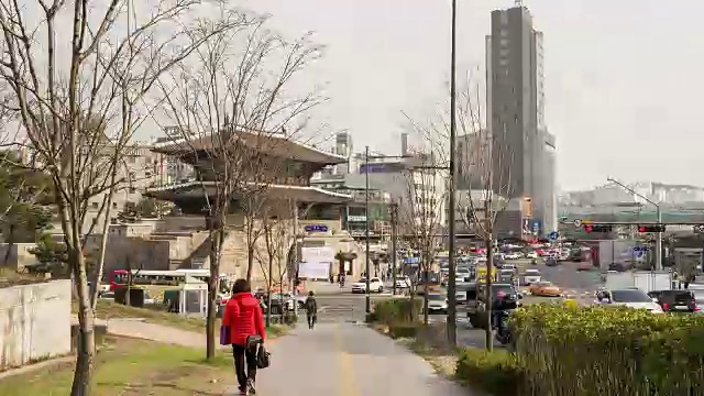 东大门从步行街坍塌视频素材