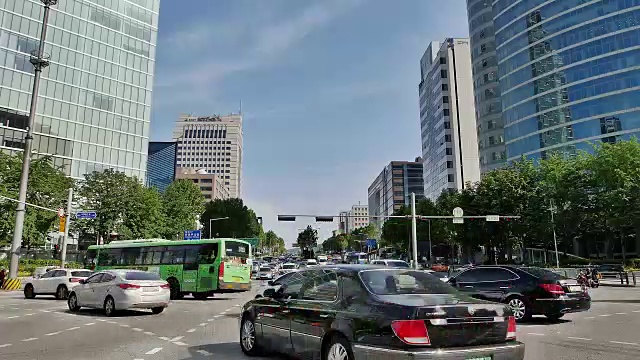 Teheranno街Samseong车站附近的四路互动(韩国硅谷)视频素材