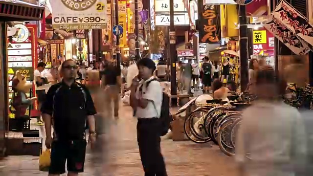 高清延时:夜生活，日本大阪道顿堀地区的行人。视频下载