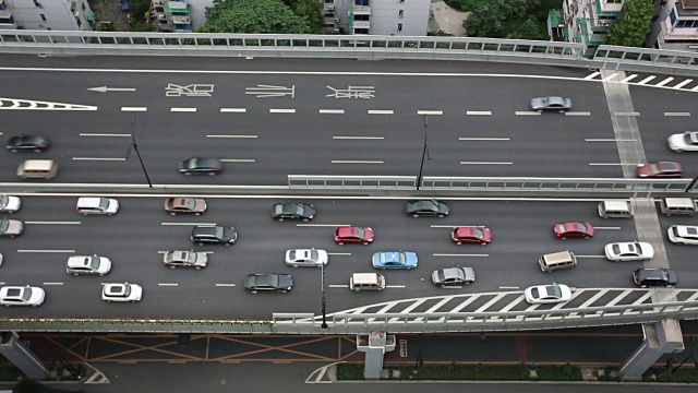 汽车在高速公路立交上行驶，杭州，中国视频素材