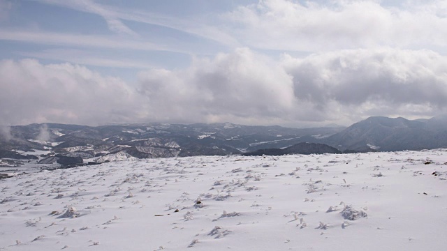 江陵安班德乡山上的延时雪景视频素材