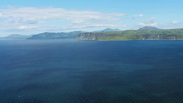 苏格兰赫布里底群岛(Hebrides)的马尔之声(Sound of Mull, Argyll and Bute)视频素材