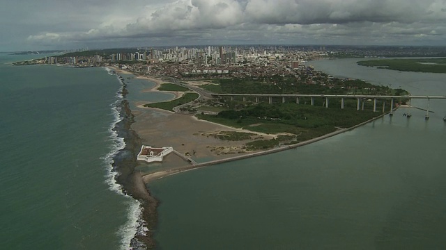 Forte Dos Reis Magos和纳塔尔市面对着大西洋。视频素材