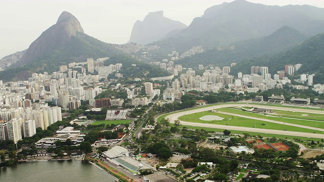 航空视频的城市景观，景观，和体育综合设施-里约热内卢de Janeiro。视频素材