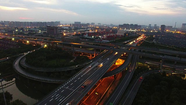 城市公路立交与桥梁道路鸟瞰图视频素材