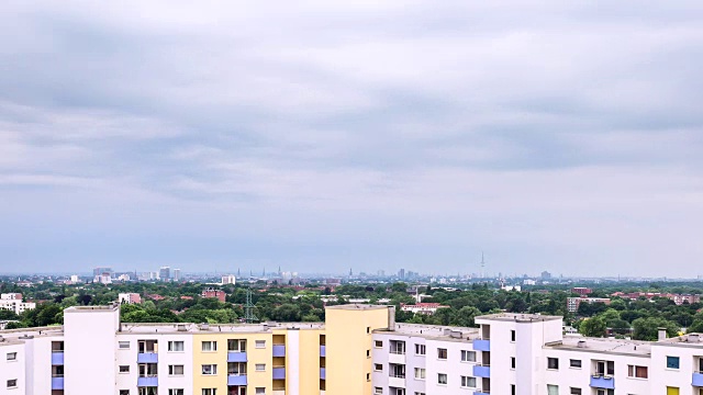 汉堡上空的雨云视频素材