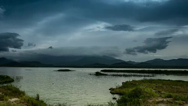 风暴云时间流逝水库区域视频素材