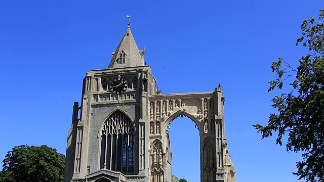 夏日俯瞰克劳兰修道院，克劳兰镇，林肯郡，英国，英国视频素材