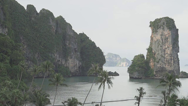 悬崖的岩石山，岛和海视频素材