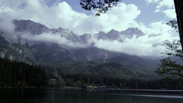 山中湖，盘中拍，背景村视频素材