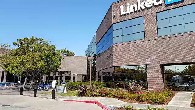 Linkedin总部视频下载