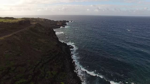 从上面看岛屿海岸线视频素材