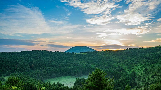 济州岛的火山渣锥视频素材