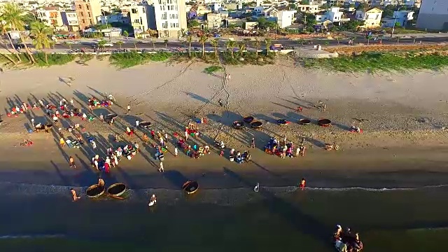 越南岘港，无人机拍摄的美丽美溪海滩视频素材