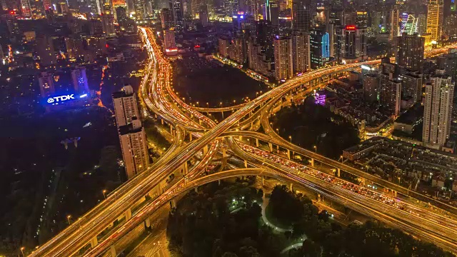 T/L WS HA上海高速公路高架景观/中国上海视频素材