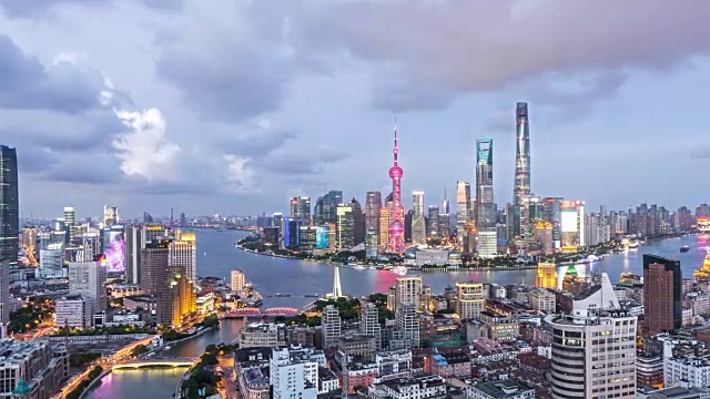 T/L WS HA PAN Shanghai Skyline at Night /上海，中国视频素材