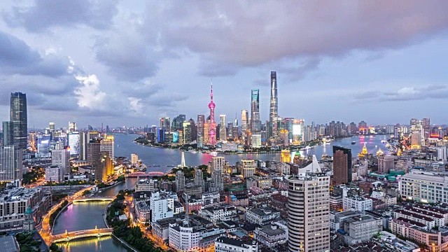 T/L WS HA Shanghai Skyline in the Evening /中国上海视频素材