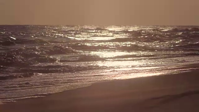 日出和大海视频素材