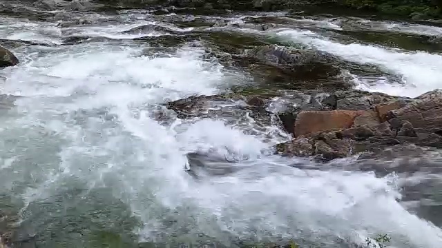 拍摄于基里桑山国家公园的Baemsagol Valley和Dalgung Valley视频素材