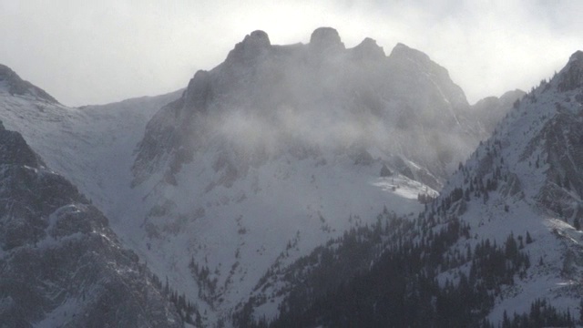 雪山山脉/班夫，加拿大视频素材