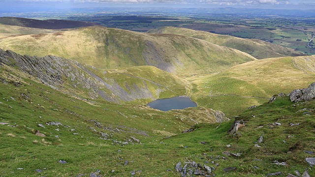 英国坎布里亚湖区国家公园的Blencathra falls上的鳞片视频素材