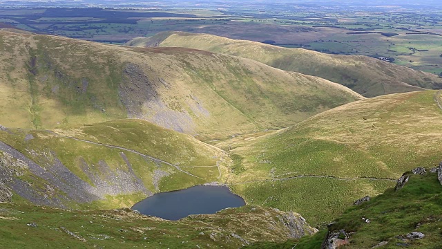 英国坎布里亚湖区国家公园的Blencathra falls上的鳞片视频素材