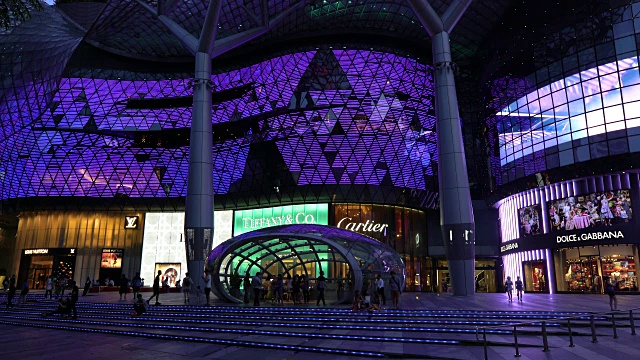 ION Orchard Mall，新加坡乌节路购物区，东南亚视频素材