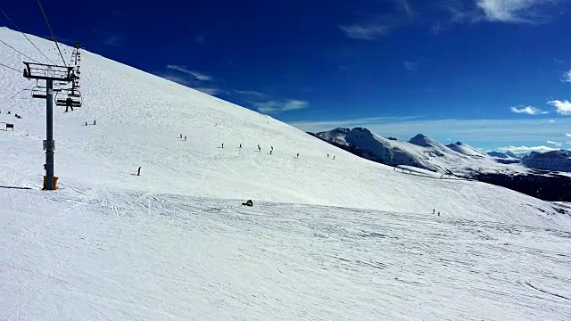 加拿大班夫滑雪缆车视频素材