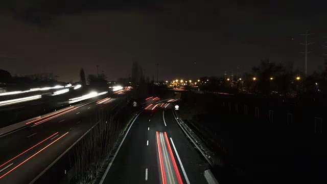 Hyperlapse / TL在高速公路上的一座桥上视频素材