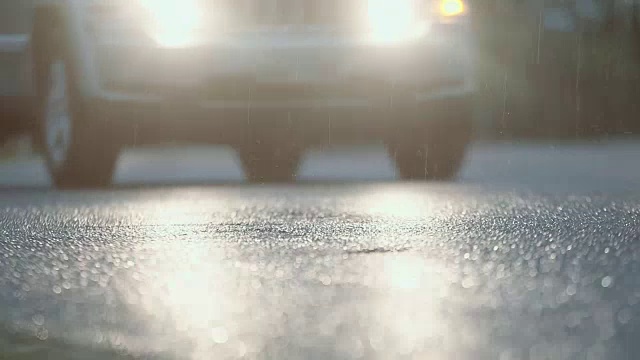 雨点溅起街道视频素材