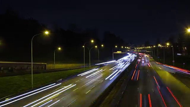 在城市环路上的桥梁上的Hyperlapse / TL视频素材