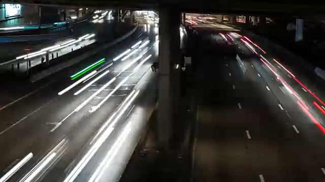 在城市环路上的桥梁上的Hyperlapse / TL视频素材